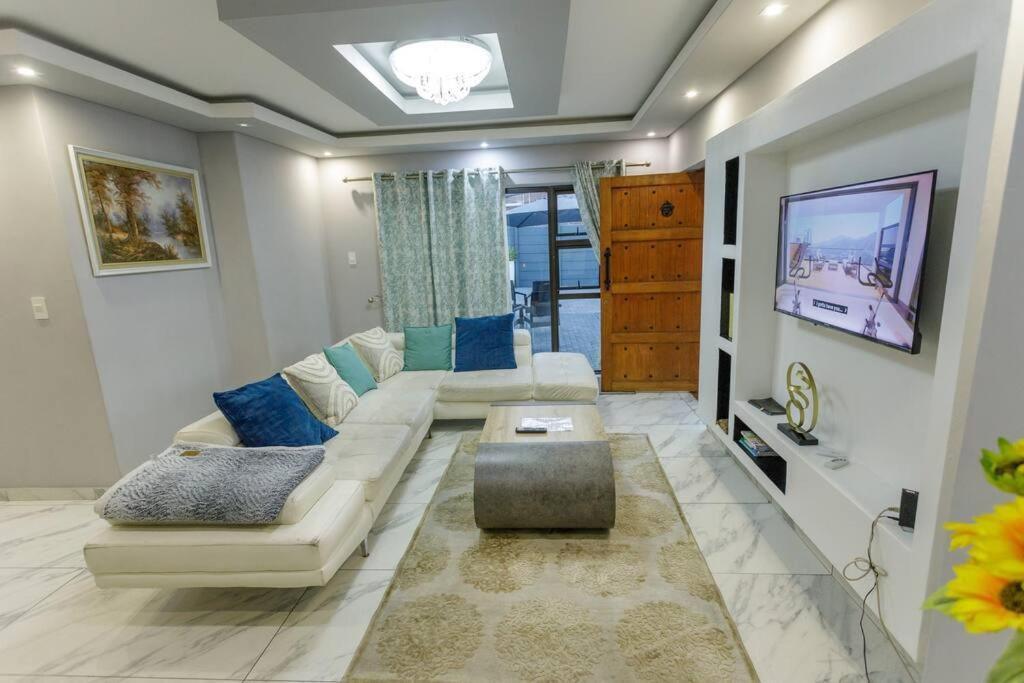 Cozier Glitz Villa Kapstaden Exteriör bild