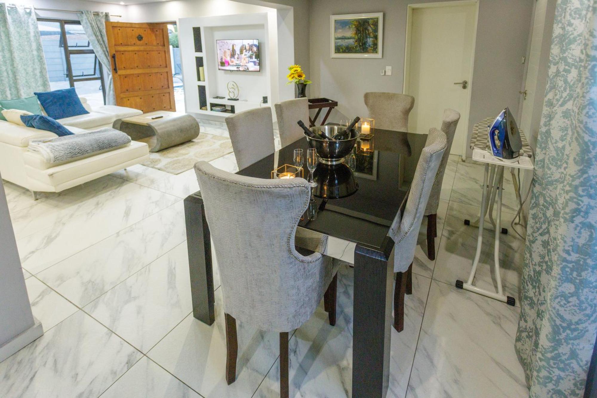 Cozier Glitz Villa Kapstaden Exteriör bild